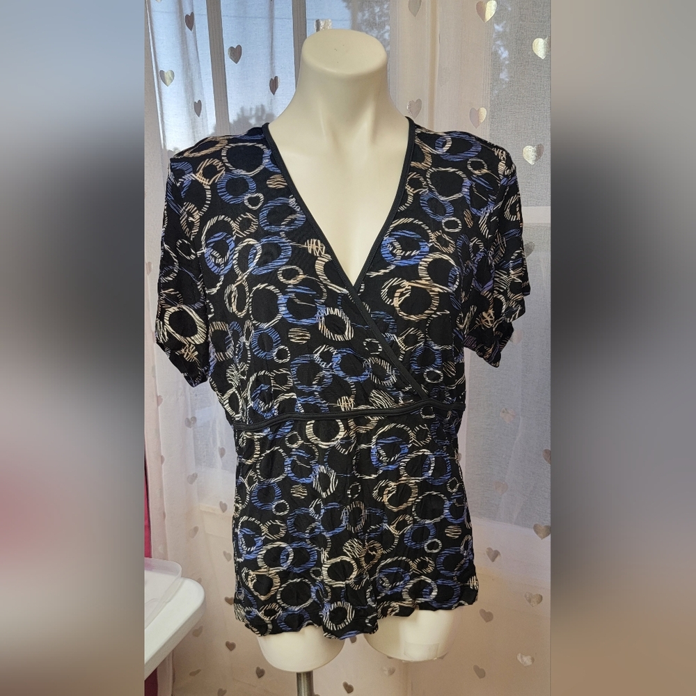 #63 Chico's Patterned Short-Sleeve Shirt Size 3 (16)